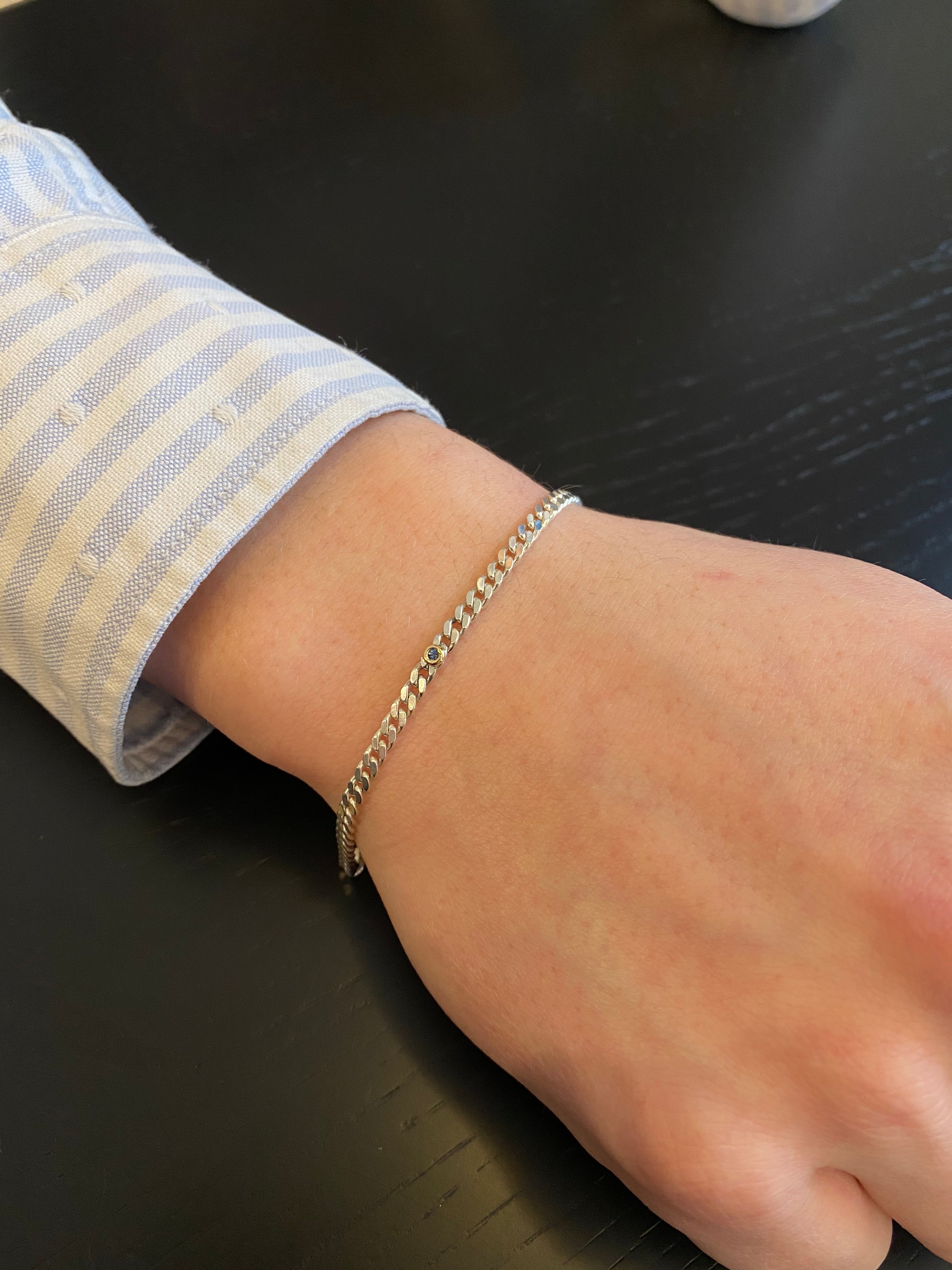 Sølv armbånd med brillant