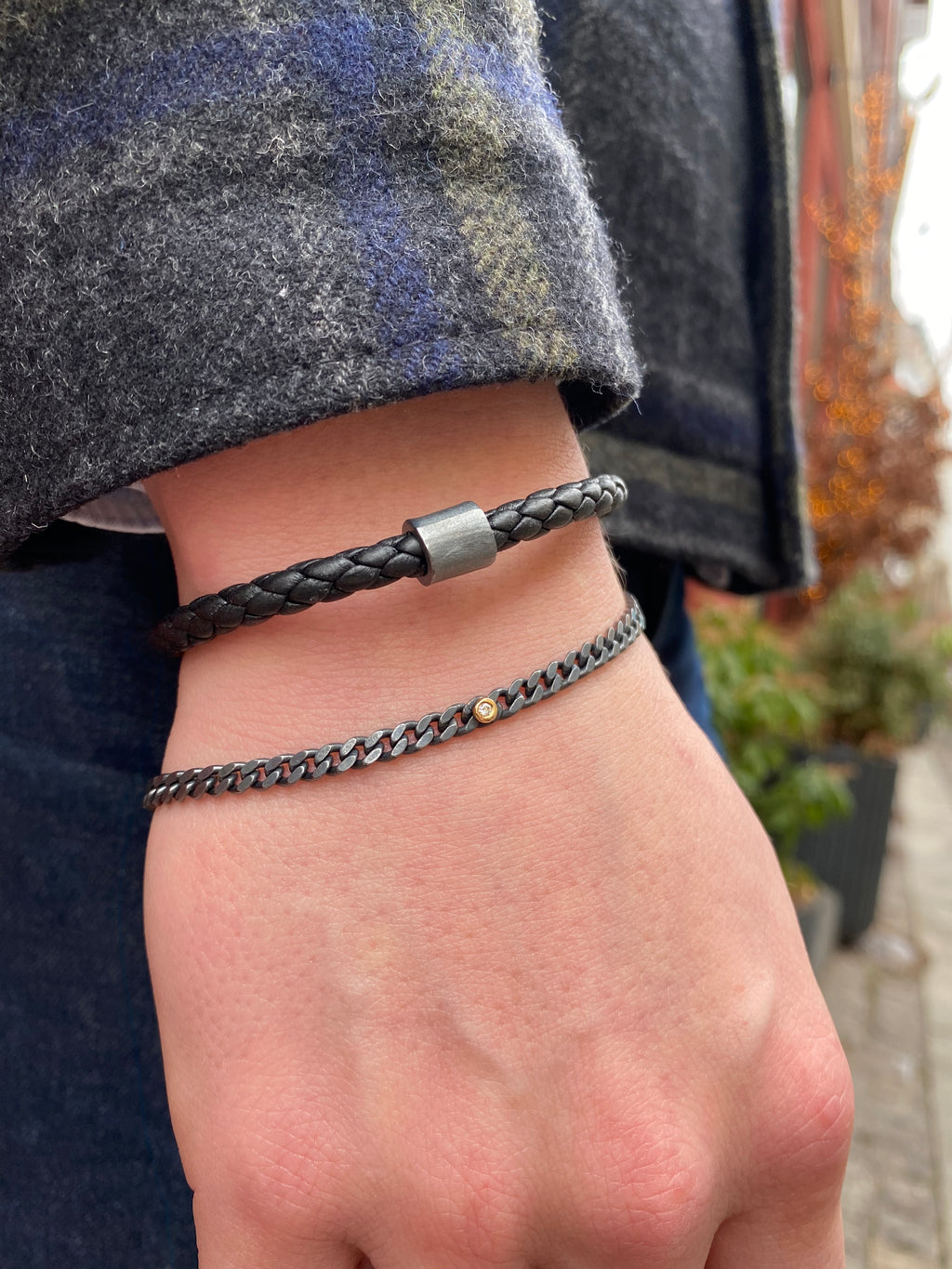 Sølv armbånd med brillant